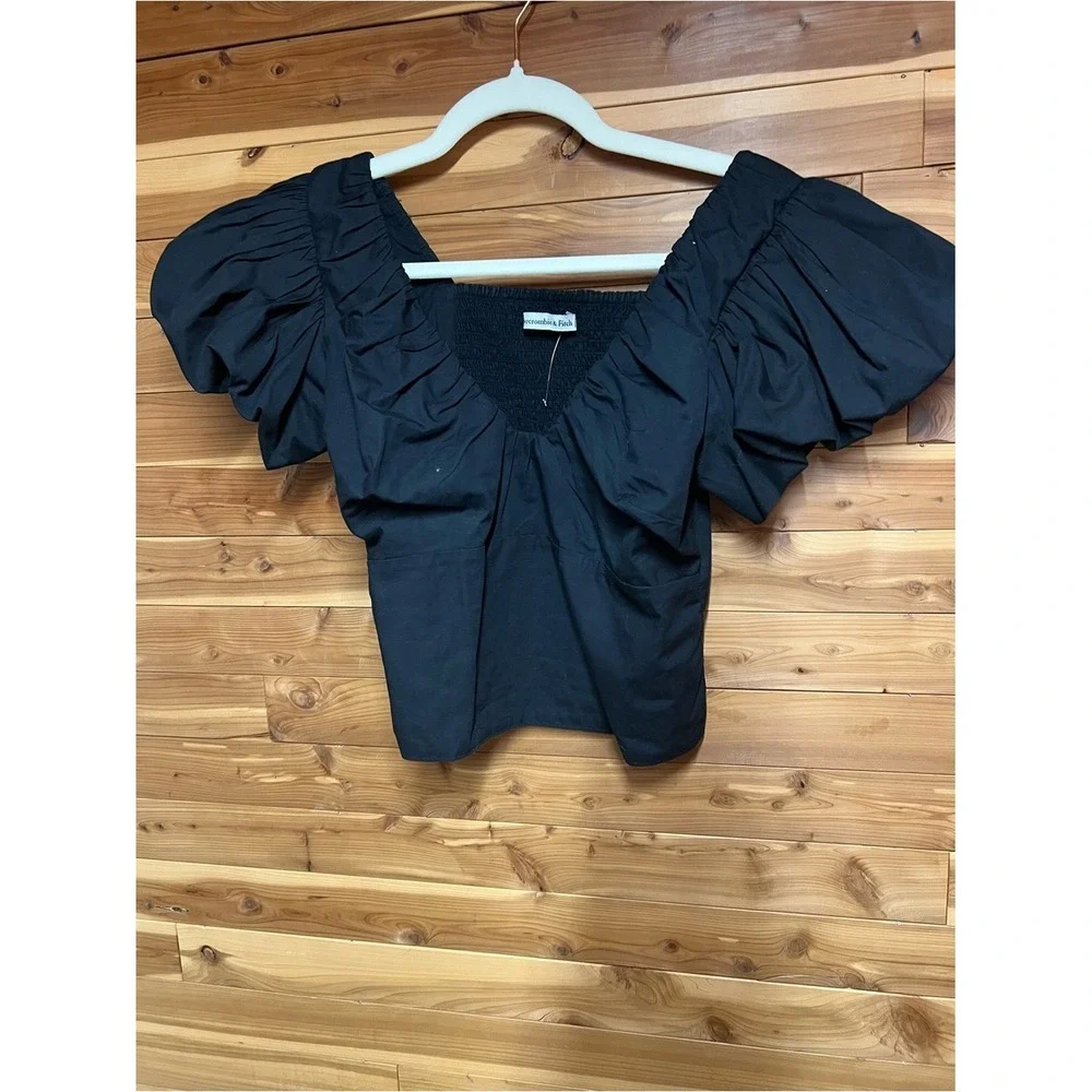 Abercrombie & Fitch Black Puff Sleeve Smocked Peplum Top Sweetheart Neck Blouse